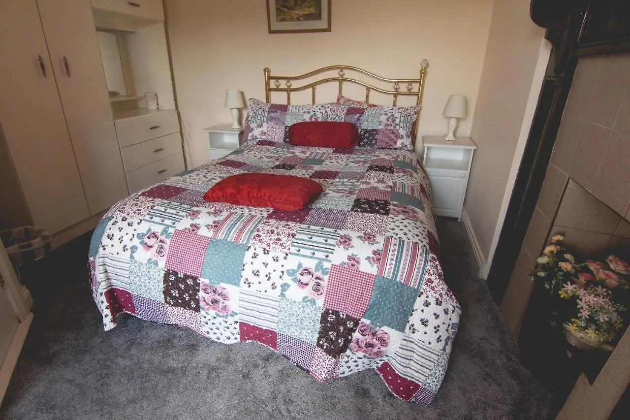 Stunning 3-Bedroom House With Private Garden Carracastle Holiday home